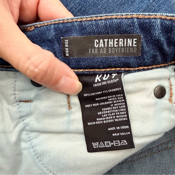 Kut from the Kloth High Rise Cathrine Fab Ab Boyfriend Denim Jeans - Picture 12 of 16